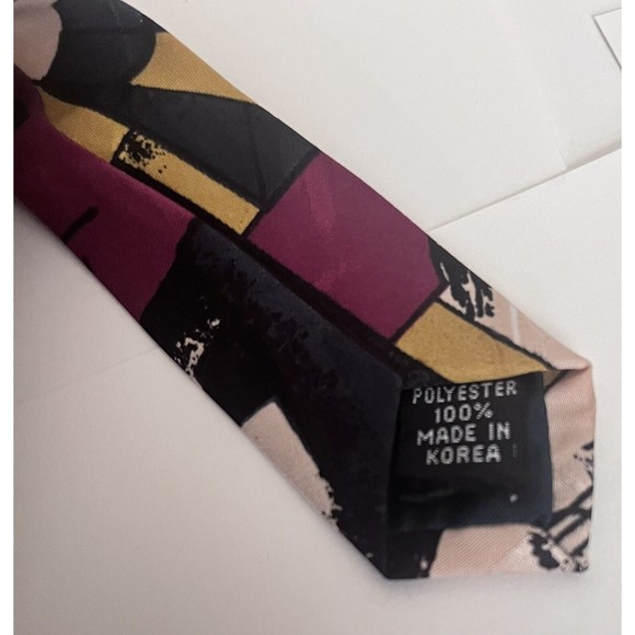 Vintage Pablo Picasso Collection  1988 “Le Torero” Polyester Mens Necktie Tie - Picture 3 of 4